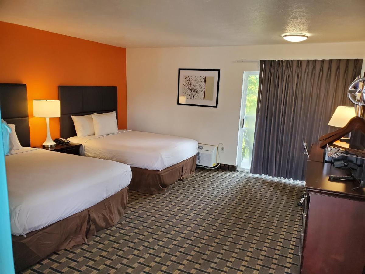 Howard Johnson By Wyndham Spokane Esterno foto