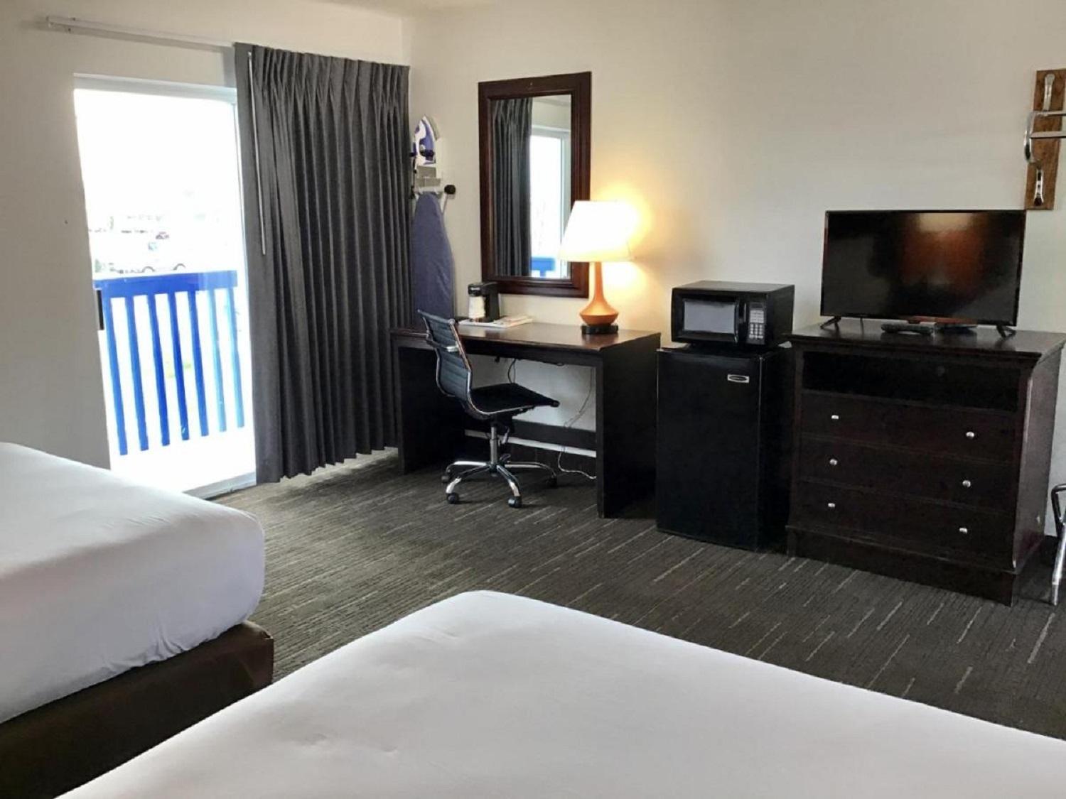 Howard Johnson By Wyndham Spokane Esterno foto